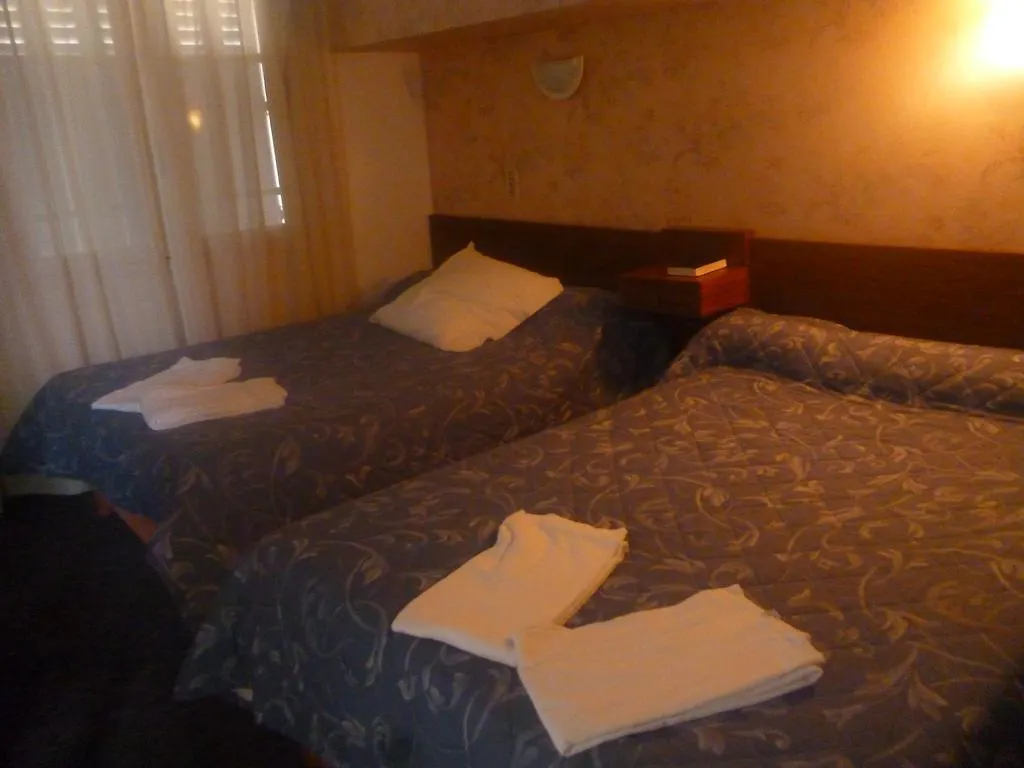 Hotel Lavalliere Croix Blanche Lourdes Fransa