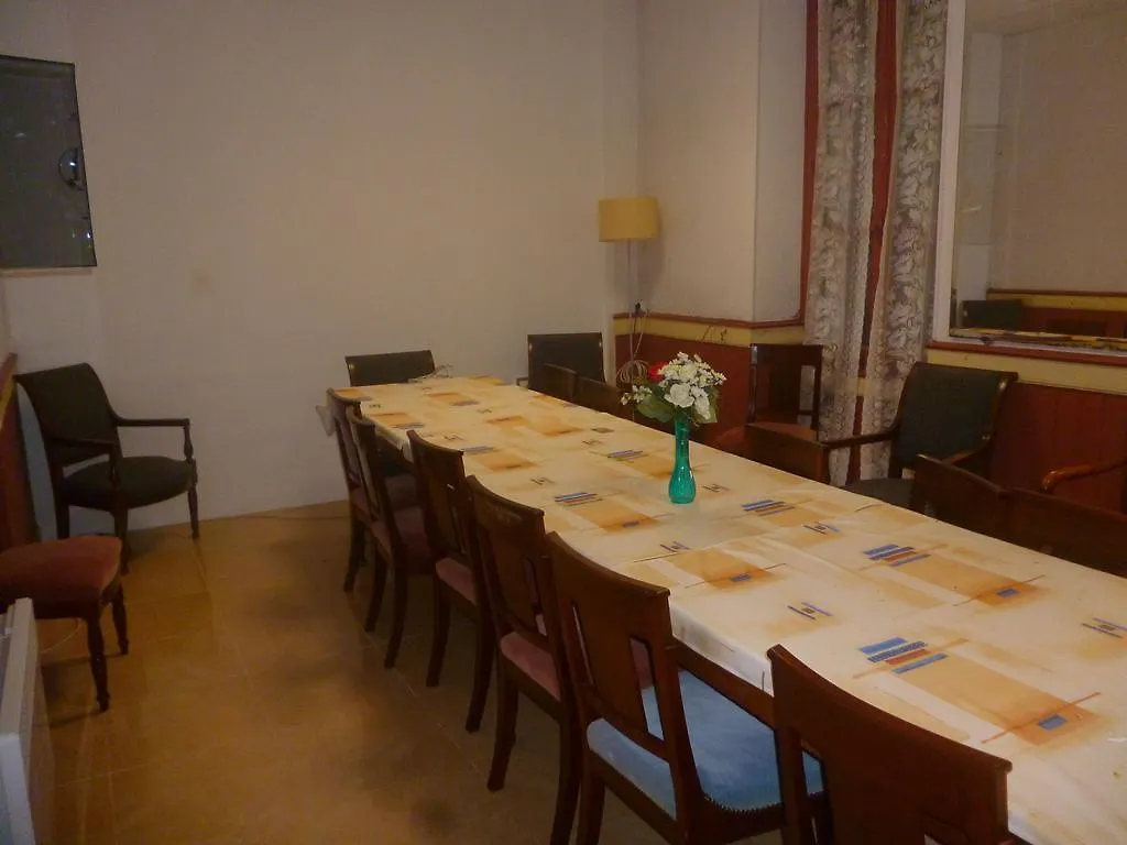 Hotel Lavalliere Croix Blanche Lourdes 2*,